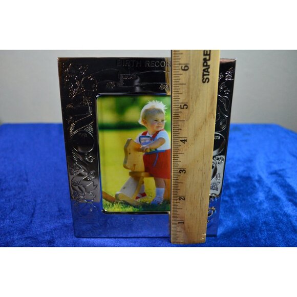 Baby Nursery Photo Frame Vertical Silver Tone Animals Personalized Records - Picture 5 of 10
